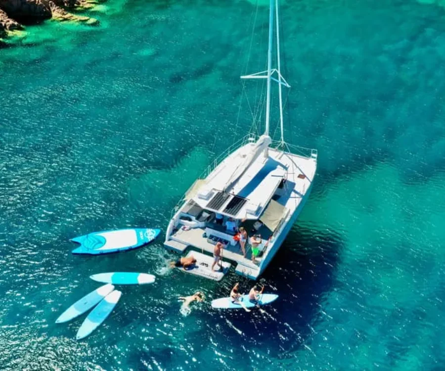 Calanques Catamaran Tour & Standup Paddle